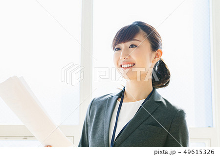 ビジネスウーマン 49615326