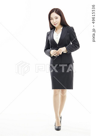 ビジネスウーマン 女性 女 49615536
