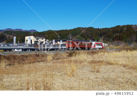 三陸鉄道レトロ調車両と払川駅 49615952