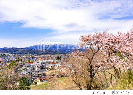 春の白石市街から蔵王を望む 春の白石市街から蔵王を望む 49617578