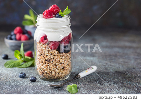 Granola Parfait with berries 49622583