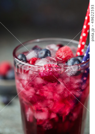 Fresh berry drink Fresh berry drink 49622593