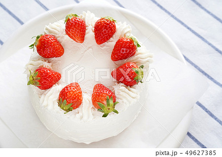 イチゴのショートケーキ イチゴのショートケーキ 49627385