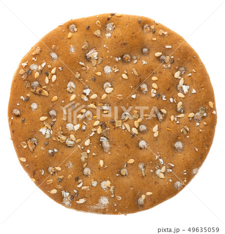 rye round crispbread, crunchy multigrain cereal rye round crispbread, crunchy multigrain cereal 49635059