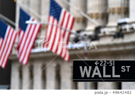 Wall street 49642482