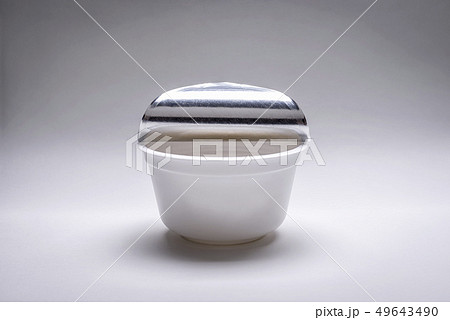 カップラーメン インスタント おやつ 49643490