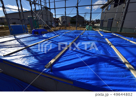住宅建築の足場 住宅建築の足場 49644802