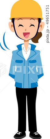 頷く建築現場作業員の女性　青い作業着 49651751