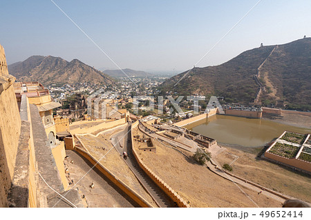 アンベール城とアンベールの街並み 49652414