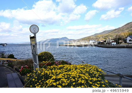 上関海峡「花と海のバス停」(横位置) 49655949