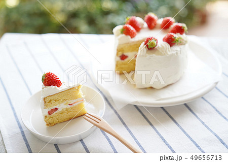 イチゴのショートケーキ イチゴのショートケーキ 49656713