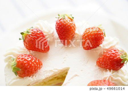 イチゴのショートケーキ 49661014
