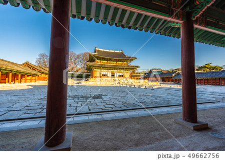Beautiful architecture building Changdeokgung palace in Seoul city 49662756