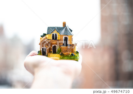Thinking about my dreamed house Thinking about my dreamed house 49674710