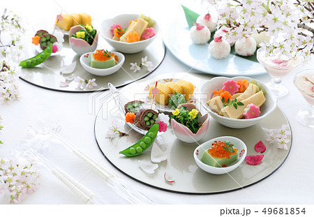 お花見ランチ　桜の花 49681854