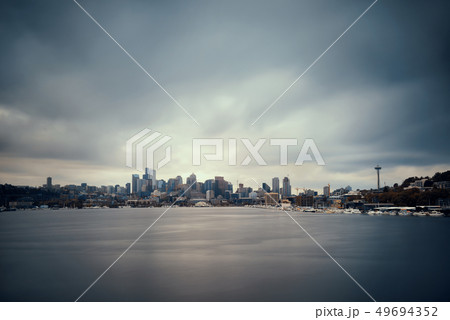 Seattle skyline 49694352