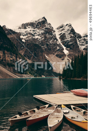 Moraine Lake Moraine Lake 49694463