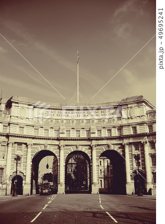 Admiralty Arch London 49695241
