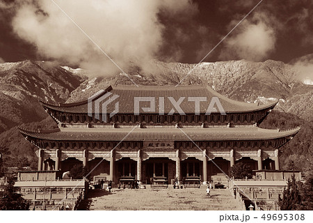 Chongsheng Monastery Chongsheng Monastery 49695308