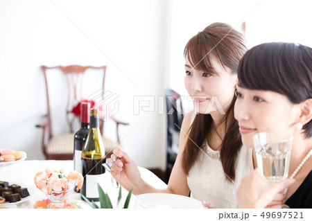 パーティー 女子会 パーティー 女子会 49697521