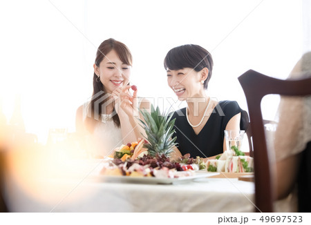 パーティー　女子会 49697523