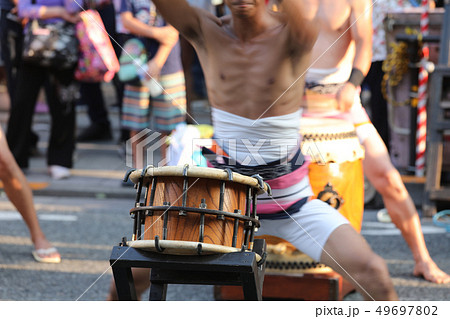 祭りの太鼓 49697802