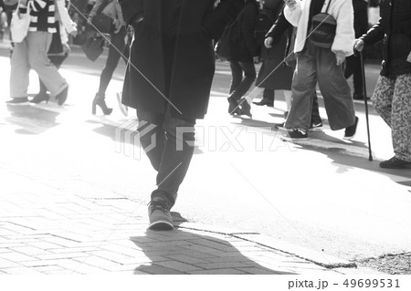 新宿（東京）の雑踏の写真 49699531