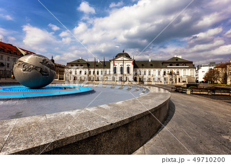 Grassalkovichov, Presidential palace 49710200