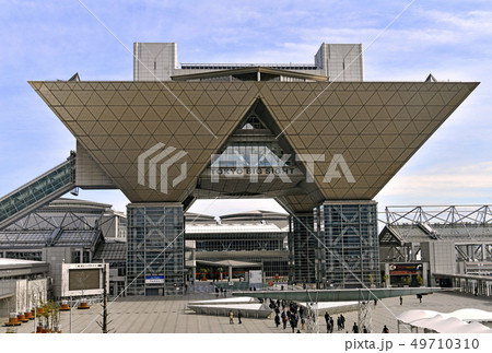 日本の東京都市景観　東京ビッグサイトを望む 49710310