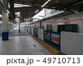 東武東上線・川越駅ホームドアと発車する東急線車両 49710713