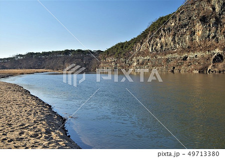 安東・河回マウルの傍らを流れる洛東江 【韓国・安東】 49713380