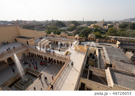 ハワーマハルから見るシティパレス ハワーマハルから見るシティパレス 49720055