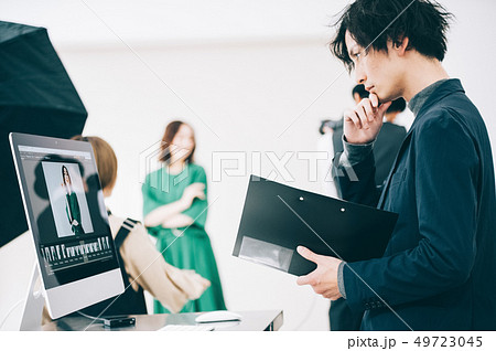 クリエイティブ　撮影風景 49723045