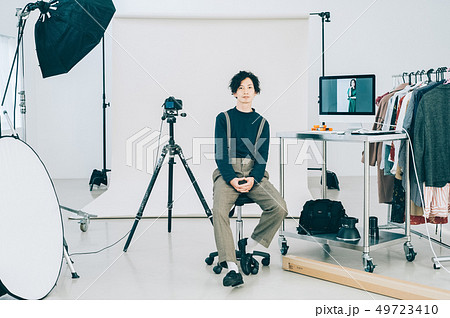 クリエイティブ　撮影風景　カメラマン 49723410