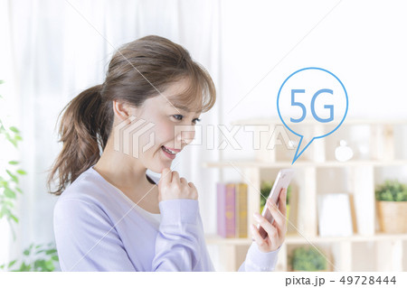 スマートフォン 5Gイメージ スマートフォン 5Gイメージ 49728444