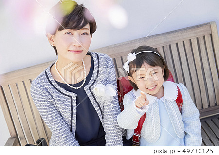 親子 小学生 入学 親子 小学生 入学 49730125