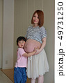妊婦と少年 49731250