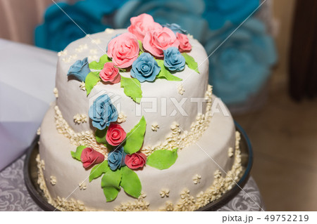 wedding decorations of flowers, baskets, cake for brides wedding decorations of flowers, baskets, cake for brides 49752219