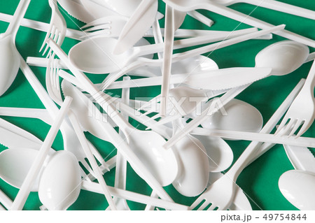disposable plastic cutlery, forbidden in EU 49754844