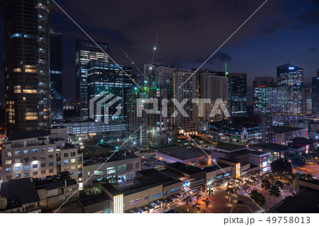 フィリピン・マニラ BGC 都市風景 夜景 フィリピン・マニラ BGC 都市風景 夜景 49758013