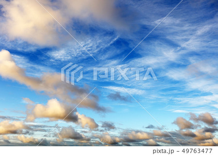 沖縄上空のさわやかな空 沖縄上空のさわやかな空 49763477