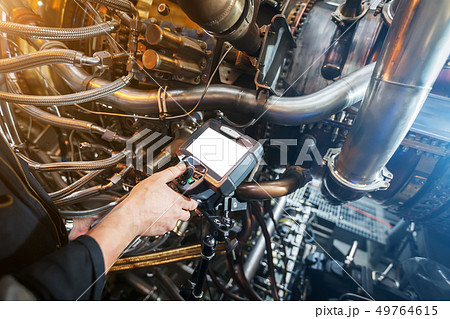 Inspection of a gas turbine engine using a Video Inspection of a gas turbine engine using a Video 49764615