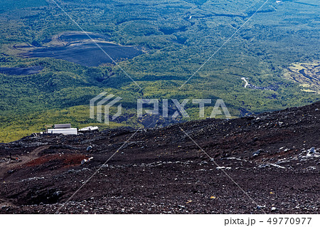 富士山の下山途中から見る須走口 49770977