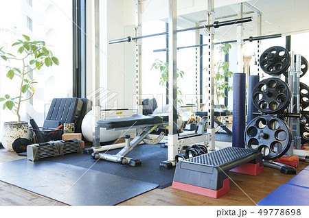 パーソナルトレーニングジム 49778698