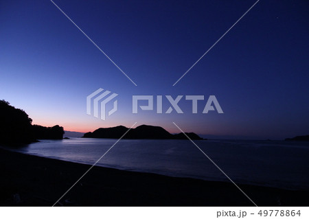 海の夜明け前 海の夜明け前 49778864