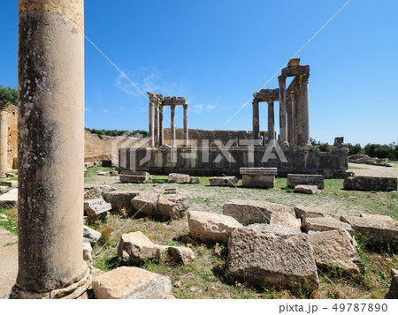 チュニジア・ドゥッガ遺跡 / Roman Ruins of Dougga, Tunisia 49787890