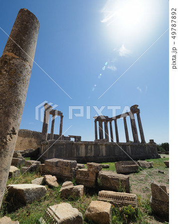 チュニジア・ドゥッガ遺跡 / Roman Ruins of Dougga, Tunisia 49787892