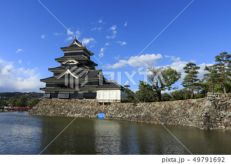 松本城（秋） 49791692