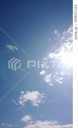 暑い日の空 49802102