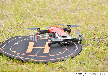 空撮専用の超小型ドローン 49805174